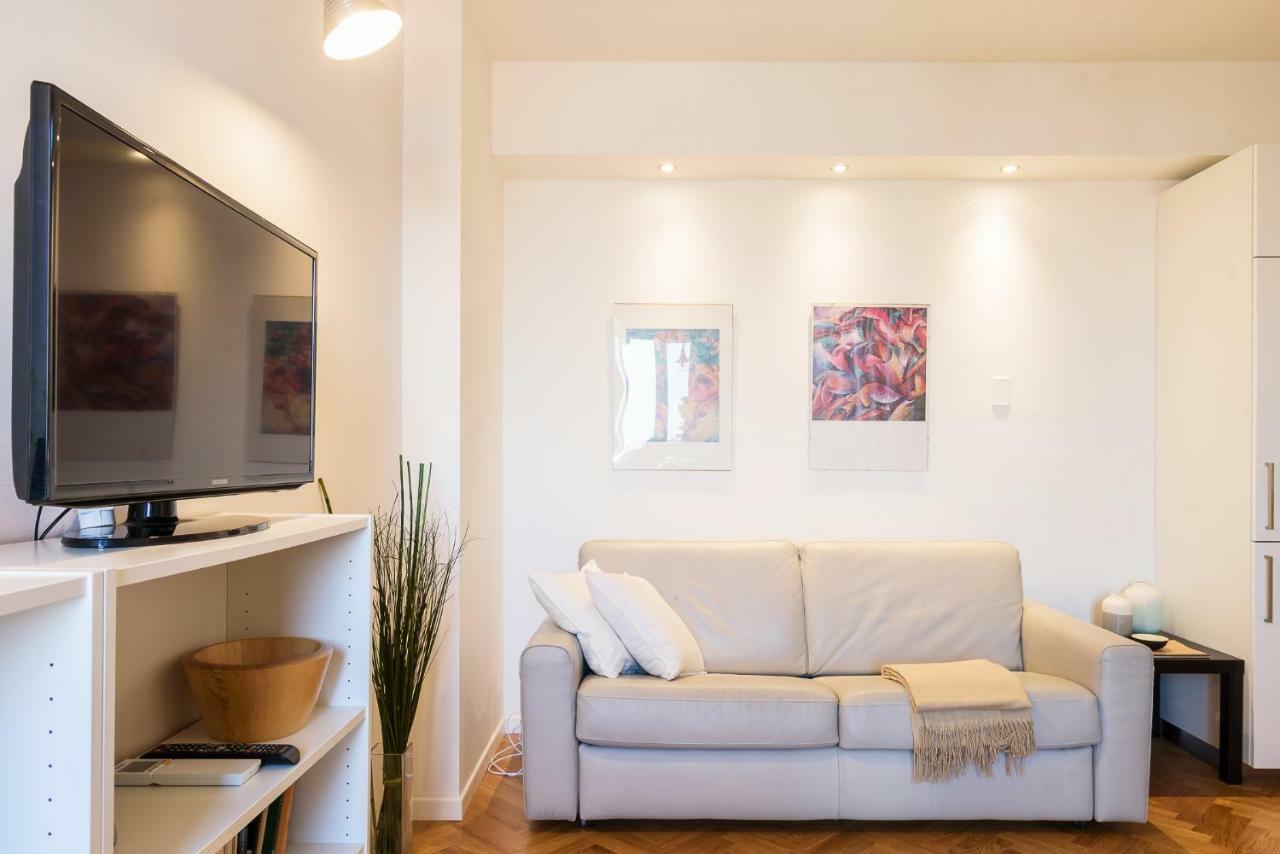 Joivy Homey 1-Bed With View Near Citylife Milan Exterior photo